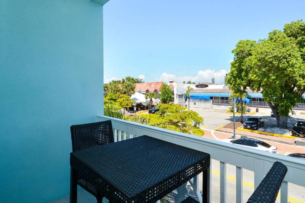 Siesta Cooler: Only Minutes Walk To Siesta Beach! Siesta Key Eksteriør billede